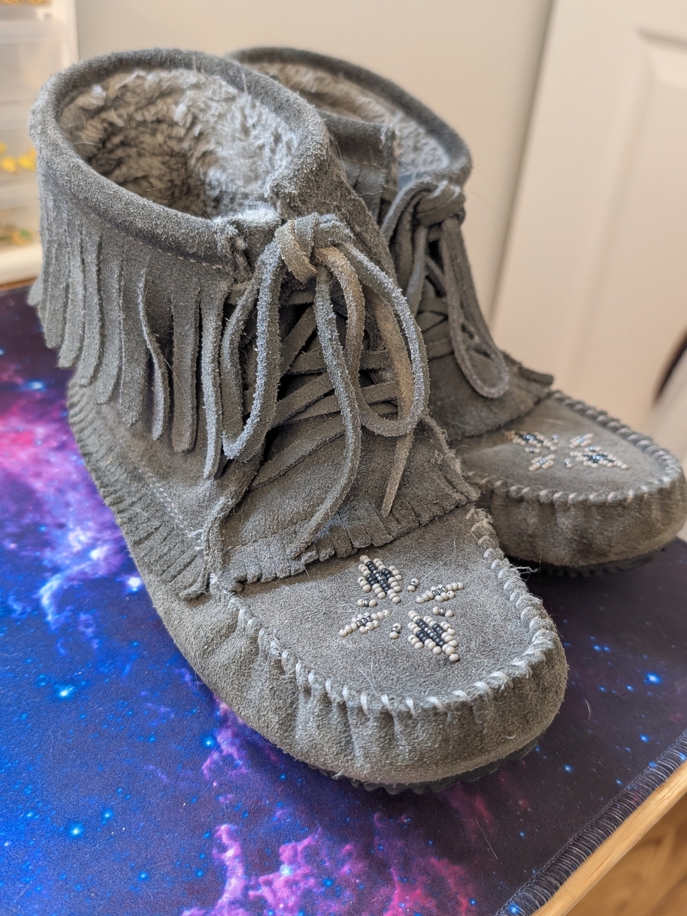 Manitobah Mukluk Ladies Lined Fringe Ankle Boot